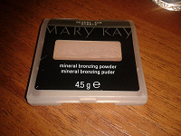 Отдается в дар Минеральная бронзирующая пудра Mary Kay 4.5 g