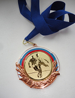 Отдается в дар Медаль футбольная