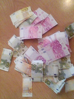 Отдается в дар Куча евро