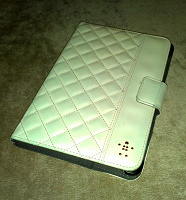 Чехол Belkin F7N040vfC01 Quilted Cover для iPad Mini. Кремовый