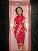 Отдается в дар Фарфоровая куколка Индианка