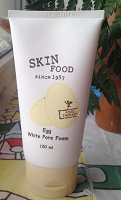 Отдается в дар Пенка для умывания SKINFOOD egg white pore foam