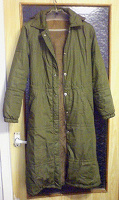 Отдается в дар Пальто женское, размер 46-50. Практически новое.