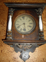 Отдается в дар Часы настенные, типа «ходики». Марка «Г.Мозеръ и Ко» — до 1917 года