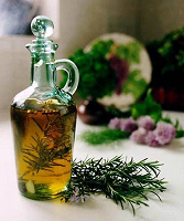 Отдается в дар Подсолнечное ароматное масло для заправки салатов