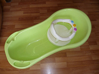 Отдается в дар Детская ванночка + сиденье для купания