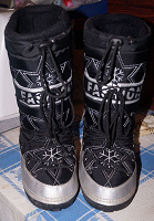 Отдается в дар Типа moon boot