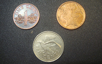 Монеты островитянки