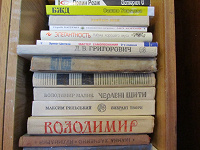 Отдается в дар Книги разнообразные, открытки, буклет