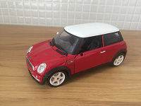 Отдается в дар Машинка игрушечная Mini Cooper