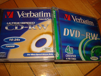 Отдается в дар 2 DVD-RW Verbatim 4x + коробки