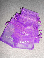 Отдается в дар подарочные мешочки Lady Collection