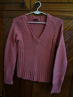 Отдается в дар розовый свитерок