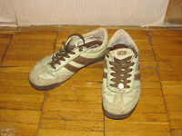 Отдается в дар Кроссовки Sketchers