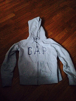 Отдается в дар Толстовка gap