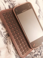 Отдается в дар Любимый телефон, утопленный в квасе :)) Nokia N97 mini