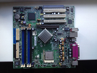 Отдается в дар HP P4SD Rev 1.09 Socket 478 Motherboard с камнем intel celeron 2.60 ghz/128/400