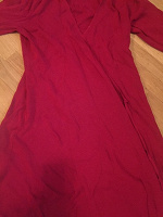 Отдается в дар Красное платье с запахом. Max Studio L