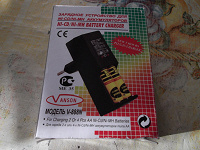 Отдается в дар Зарядное устройство Vanson V-888N для 2 или 4 шт. «пальчиковых» аккумуляторов