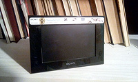 Отдается в дар Цифровая фоторамка Sony S-frame DPF-C700
