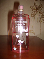 Отдается в дар Духи Elizabeth Arden Green Tea Cherry Blossom