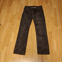 Отдается в дар Мужские джинсы Uniqlo Размер 31, рост 34