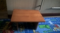 Отдается в дар деревянный игрушечный стол