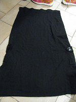 Отдается в дар длинная трикотажная юбка 52 размер для высокой женщины