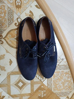 Отдается в дар Темно-синие мужские туфли, 39 размер