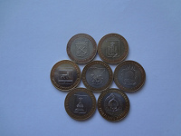 Отдается в дар Просто биметаллические монеты.