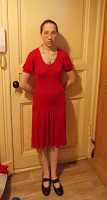 Отдается в дар красное платье 46 размер