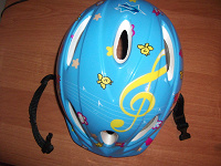 Отдается в дар Детский защитный шлем