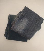 Отдается в дар джинсы синие для рукоделия