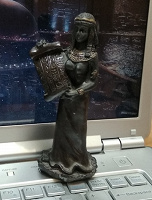 Отдается в дар Статуэтка