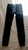 Отдается в дар Брючки-джинсы чёрные 42 р-р.