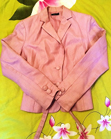 Отдается в дар Розовый пиджак OGGI