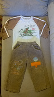 Отдается в дар Вельветовые штаны и кофта для мальчика 3х лет.