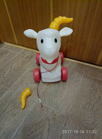 Отдается в дар козлик -каталка из СССР