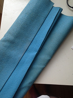 Отдается в дар Синий резиновый коврик для йоги