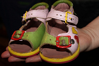 Отдается в дар детские сандали