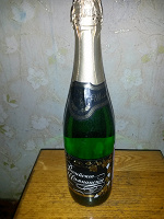 Отдается в дар Российское шампанское и домашнее вино