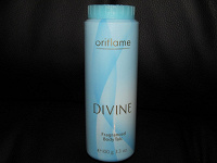 Отдается в дар Тальк Oriflame «Divine»