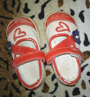 Отдается в дар Детские туфли для девочек