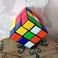 Отдается в дар Кубик Рубика