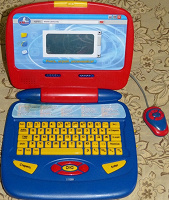 Отдается в дар Детский обучающий компьютер «Умка»