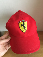 Отдается в дар Бейсболка Ferrari