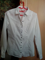 Отдается в дар Рубашка белая «Ostin», 42 размер