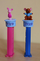 Отдается в дар Дозаторы и набор конфет PEZ