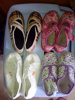 Отдается в дар Летняя обувь для девочки.