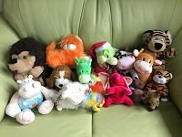 Отдается в дар Мягкие игрушки и секция для хранения IKEA